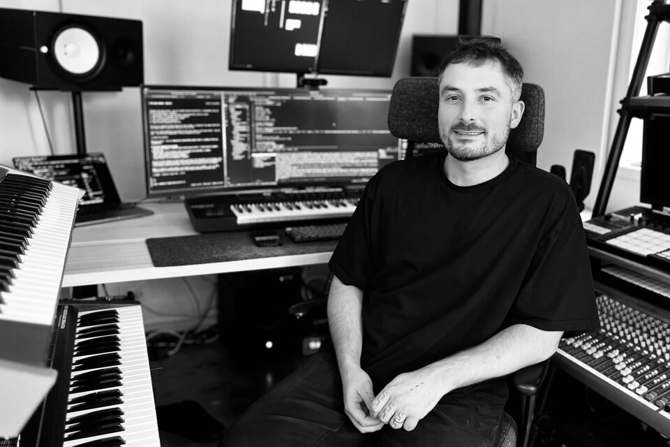 Portrait of Mario in his music studio
